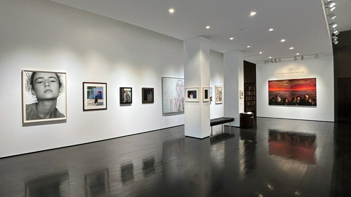 Various artists, New works for the new year, exhibition view. Courtesy of Forum Gallery