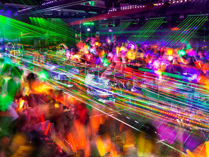 Robot Restaurant, Tokyo (TV14628), 2014 ©Matthew Pillsbury / Courtesy of Benrubi Gallery, NYC