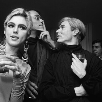 Steve Schapiro, Andy Warhol, Edie Sedgwick and Entourage, 1965. Courtesy of Camera Work Gallery
