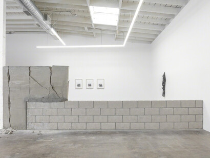 White Helmet. Courtesy of Baert gallery