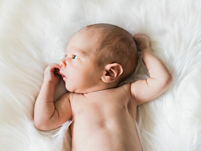 Es beneficioso para la salud de un neonato prematuro recibir caricias