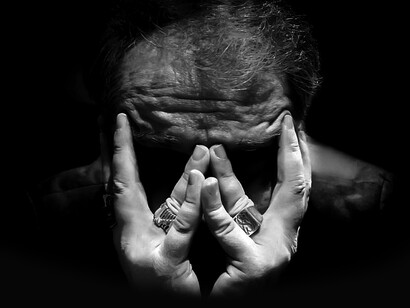 La investigación sobre casi 1.5 millones de personas con COVID-19 encontró que los trastornos de salud mental pueden duplicar el riesgo de que alguien muera o sea hospitalizado por la enfermedad