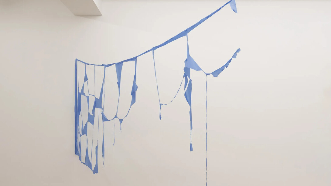 Marion Baruch, Quel che rimane del cielo (What remains of the sky), exhibition view. Courtesy of Galerie Peter Kilchmann