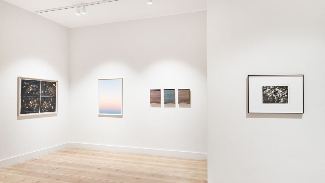 Verschiedene Künstler, Licht im winter, ausstellungsansicht. Mit freundlicher genehmigung der Galerie Albrecht