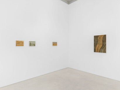 Paula Siebra, O estranho familiar, vista da exposição. Cortesia da Mendes Wood DM