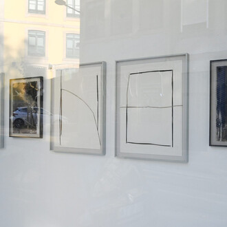 Gonçalo Sena, Folhas fantasma, vista da exposição. Cortesia da Kubikgallery