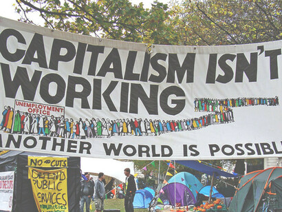 Um pequeno grupo de poder que não está interessado em nenhuma renovação é o responsável pelo declínio do FSM, agarrado a um documento de 20 anos atrás