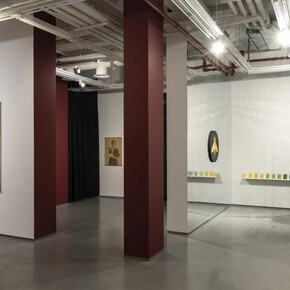 Rugül Serbest, Just die smiling into my eyes, exhibition view. Courtesy of Pi Artworks