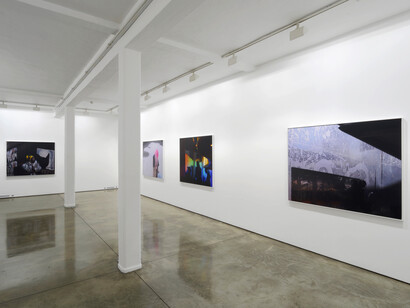 Hannah Starkey, exhibition view: Maureen Paley, London, 2015

