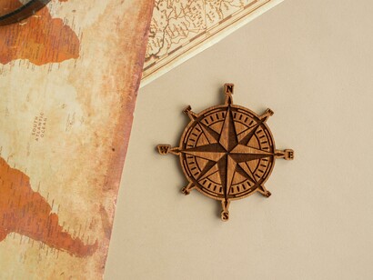 Cartina geografica con rosa dei venti. La verità nascosta dietro la scoperta dell'America: Il ruolo poco noto dell'Impero del Mali