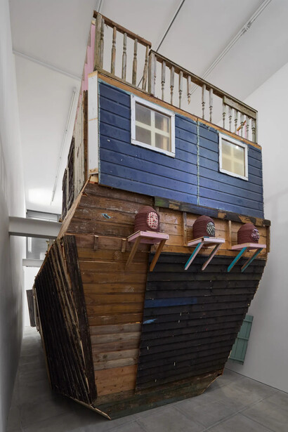 Dominic Watson, Vinegar and piss, exhibition view. Courtesy of the Sunday Painter