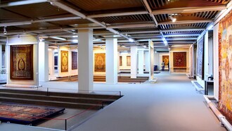 Il museo del tappeto dell'Iran, una delle stanze espositive. Aperto nel 1976 espone tappeti persiani, antichi e moderni, provenienti da varie zone dell'Iran. Tehran, Iran
