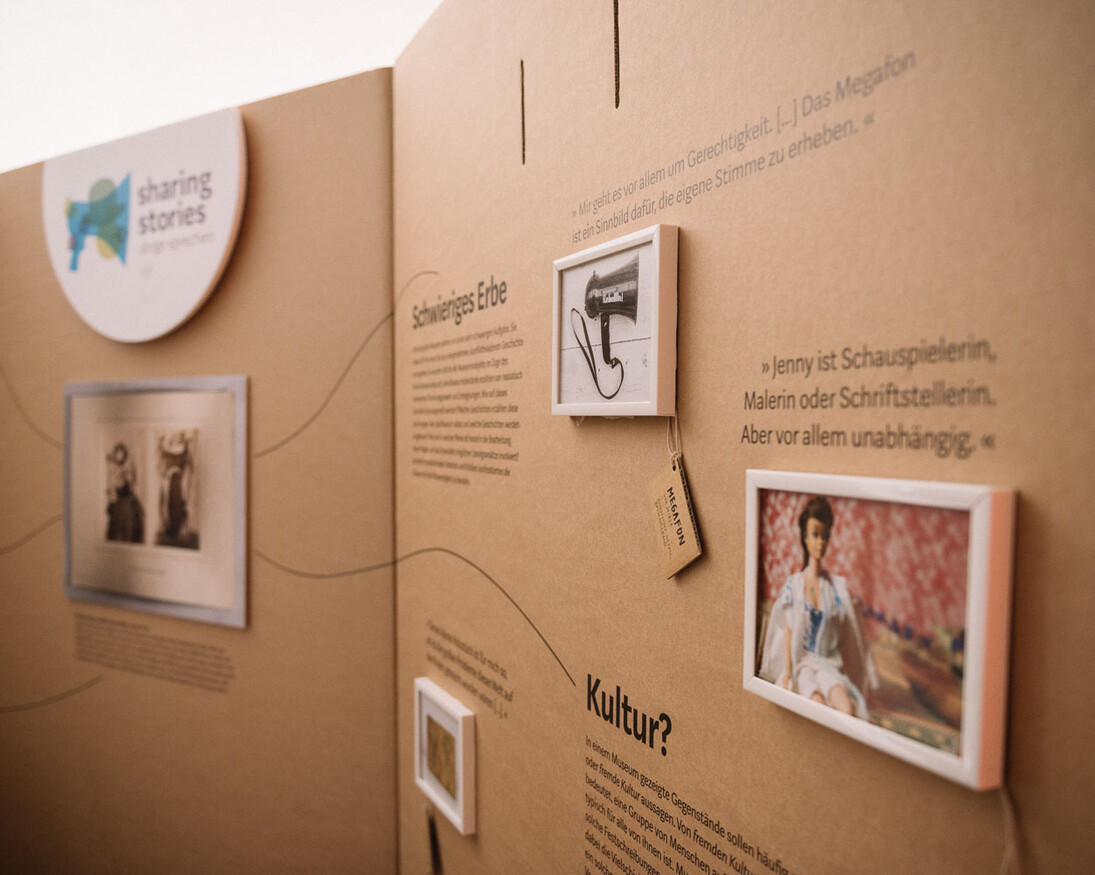 Sharing Stories. Courtesy of Weltmuseum Wien