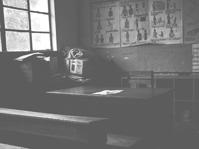Educhiamo i giovani a una situazione che poi, nella vita vera, quasi non si dà