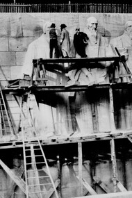 Das Internationale Reformationsdenkmal: die Statuen wurden von den beiden französischen Bildhauern Paul Landowski (in der Mitte) und Henri Bouchard (links) ausgeführt