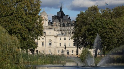 St James's Park in Central London is good for waterbirds © Gehan de Silva Wijeyeratne