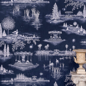 Epoh Beech, The carousel and the moon inverted, midnight sky. Courtesy of Lee Sharrock. Photo by Justin Piperger