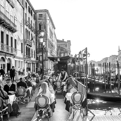 Caffé Omnibus, esterno. Venezia, Italia