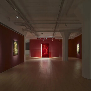 Huang Hankang, The sky remains as the bird departs, exhibition view. Courtesy of Arario Gallery