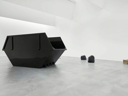 Who What When Where How and Why, Exhibition view. Courtesy of Newport Street Gallery