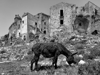 Negli anni Duemila venne riscoperto e rivalutato il potenziale della cittadina di Craco