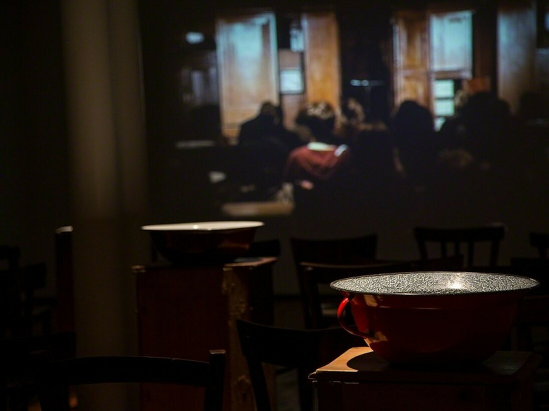 Jannis Kounellis, Theodoros Terzopoulos Die Hamletmaschine by Heiner Müller, Exhibition view, Photos by Lucrezia Roda. Courtesy of Galleria Fumagalli