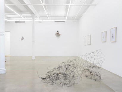 Sculpture, Exhibition view. Courtesy of James Cohan