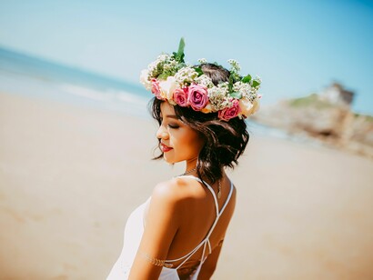 El turismo, lejos de ser un elemento que hace a las gentes abrir su mente, es un elemento de destrucción paulatina de la cultura del sitio que es visitado