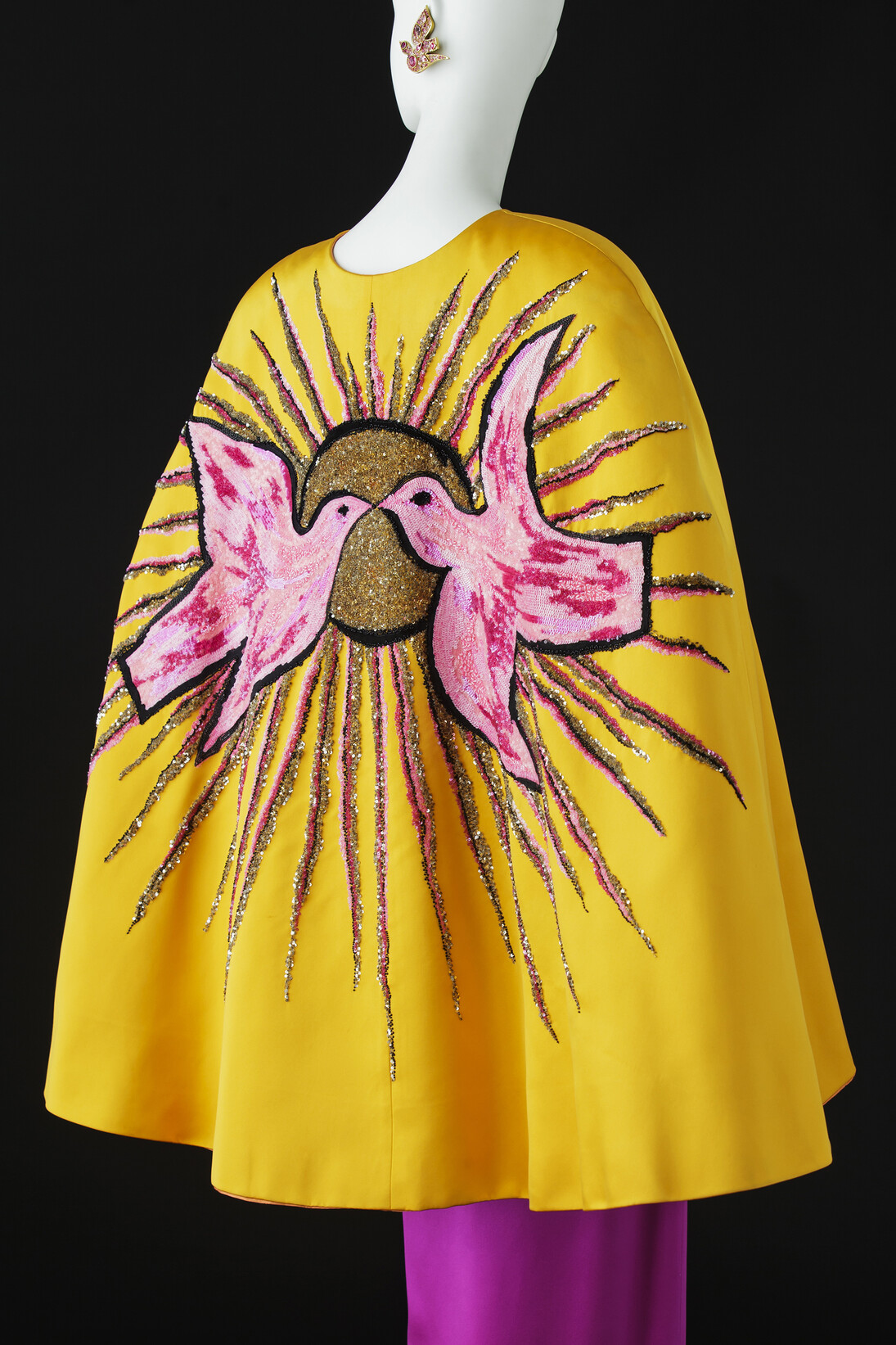 Evening outfit. Tribute to Georges Braque © Fondation Pierre Bergé – Yves Saint Laurent  Sophie Carre