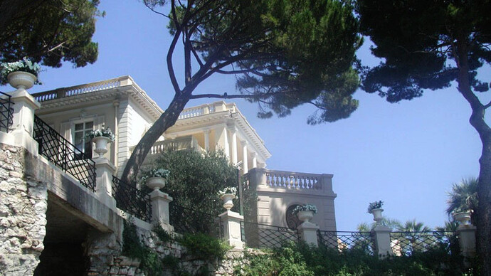 Alla villa Nellcôte di Villefranche-sur-Mer, in Costa Azzurra, nel 1971, i Rolling Stones registravano il loro album "Exile on Main Street"