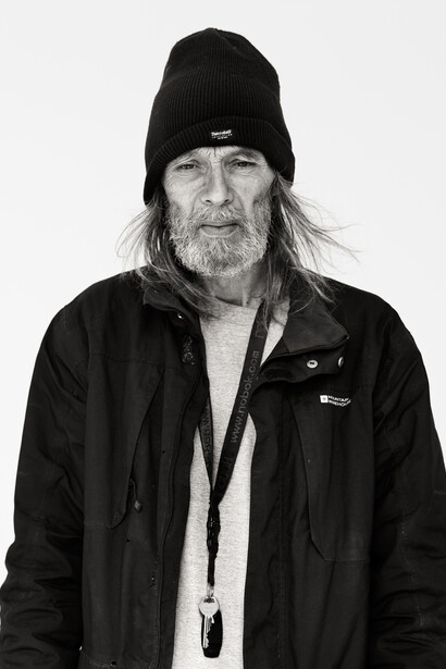 Bryan Adams, Roger Philip Morrison, The Big Issue vendor, 2011 © Bryan Adams. Image courtesy Atlas Gallery