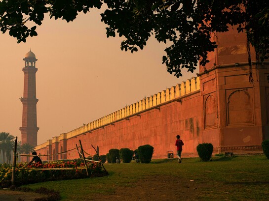 Side wall and minaret of the Badshahi Mosque in Lahore, Punjab, Pakistan
