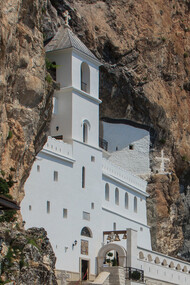 Ostrog Monastery: considering primitive equipment and poor transportation, the construction of the cave monastery at the height of 900 meters above sea level in 17th century was a miracle itself