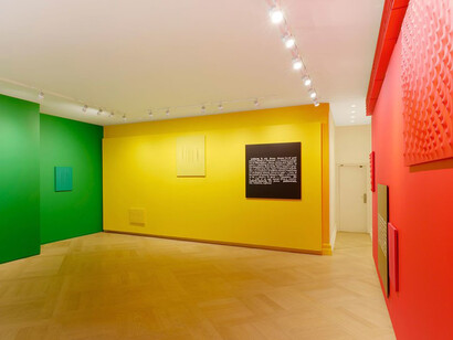 Colour in Contextual Play, Exhibition view. Courtesy of Mazzoleni London