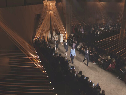 McQueen Spring Summer 2026 brings subconscious desires to the surface, unfolding a journey from longing to deliverance shaped by the raw force of nature