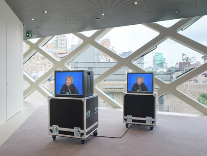 Exhibition view of “Dara Birnbaum”, Prada Aoyama, Tokyo, photo by Daichi Ano and Tomoyuki Kusunose. Courtesy Prada. Dara Birnbaum, Kiss the Girls: Make Them Cry, 1979, Courtesy of the artist and Marian Goodman Gallery