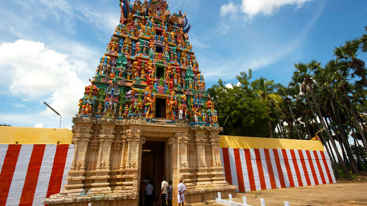 Entrance in the temple of Tuticorin, Source: Spice Flair