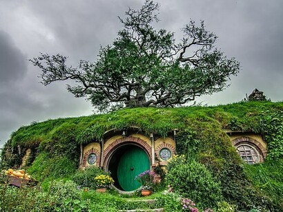 Casa Baggins situata sulla collina degli Hobbit