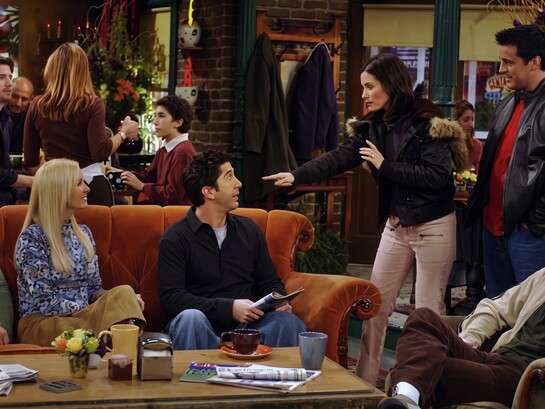 Tras diez años, el mítico Central Perk, frecuentado por los personajes sin descanso, cerraba sus puertas para siempre