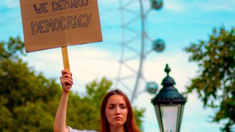 La gente pide democracia