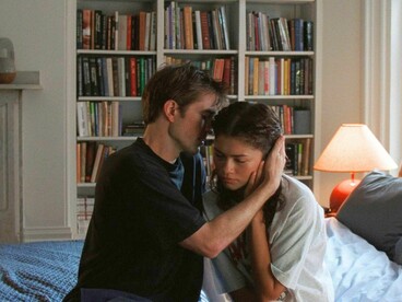 The Drama: a dark Hollywood thriller forces the anxious audience to question their own romantic relationships