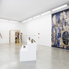 Various artists, Portals to unwritten time, exhibition view. Courtesy of Perrotin