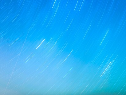 Si los desvelos fueran riqueza, yo viviría en un palacio a la orilla de la luna