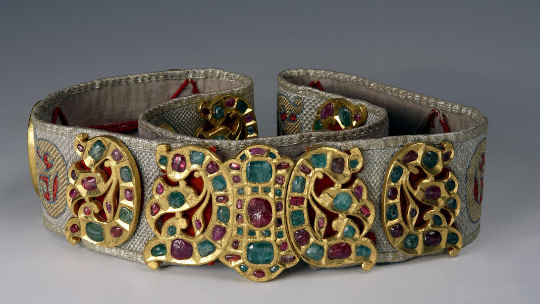 Art of the court of the Emir of Bukhara. Courtesy of the State Hermitage Museum
