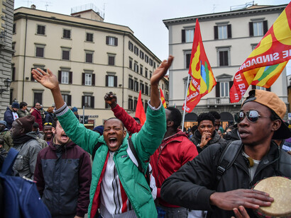 La manifestazione in memoria di Idy Diene