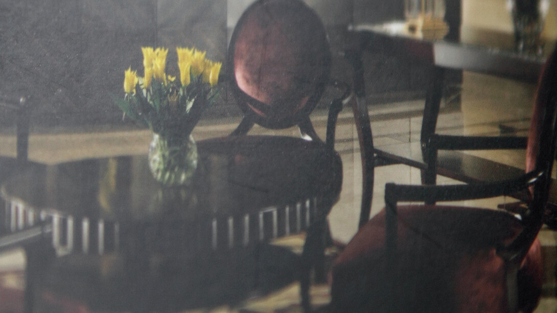 Astrid Nippoldt, Beijing Bedroom (Tulips), C-print on Chrystal Archive Paper Silk, 30 x 45 cm, Ed of 6 + 1AP, courtesy The Gallery Apart, Rome
