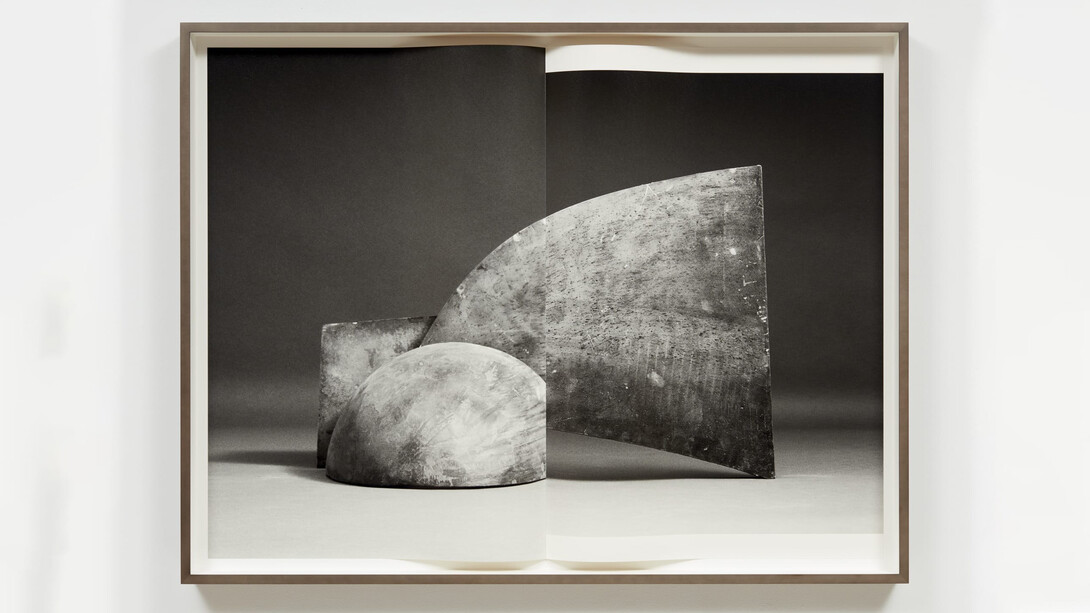 Erin Shirreff, Fig. 10, 2019. Archival pigment print framed: 110.5 x 146.1 x 8.3 cm.
Courtesy of the artist/Simon Lee Gallery