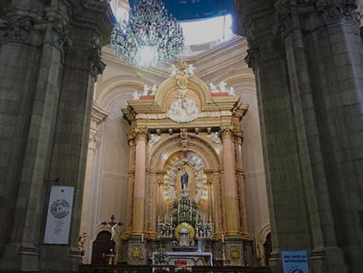 Interior da Basílica Nossa Senhora do Sameiro, Braga, Portugal