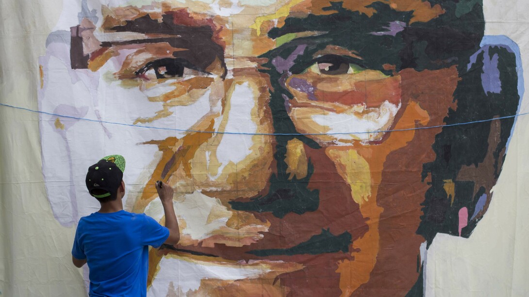 El aprecio del pueblo salvadoreño por Monseñor Romero se constata en los decenas de murales que recuerdan su figura en las calles de muchas poblaciones del país