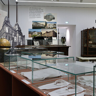 Bühnen des bürgertums, ausstellungsansicht. Mit freundlicher genehmigung des Museum für Geschichte